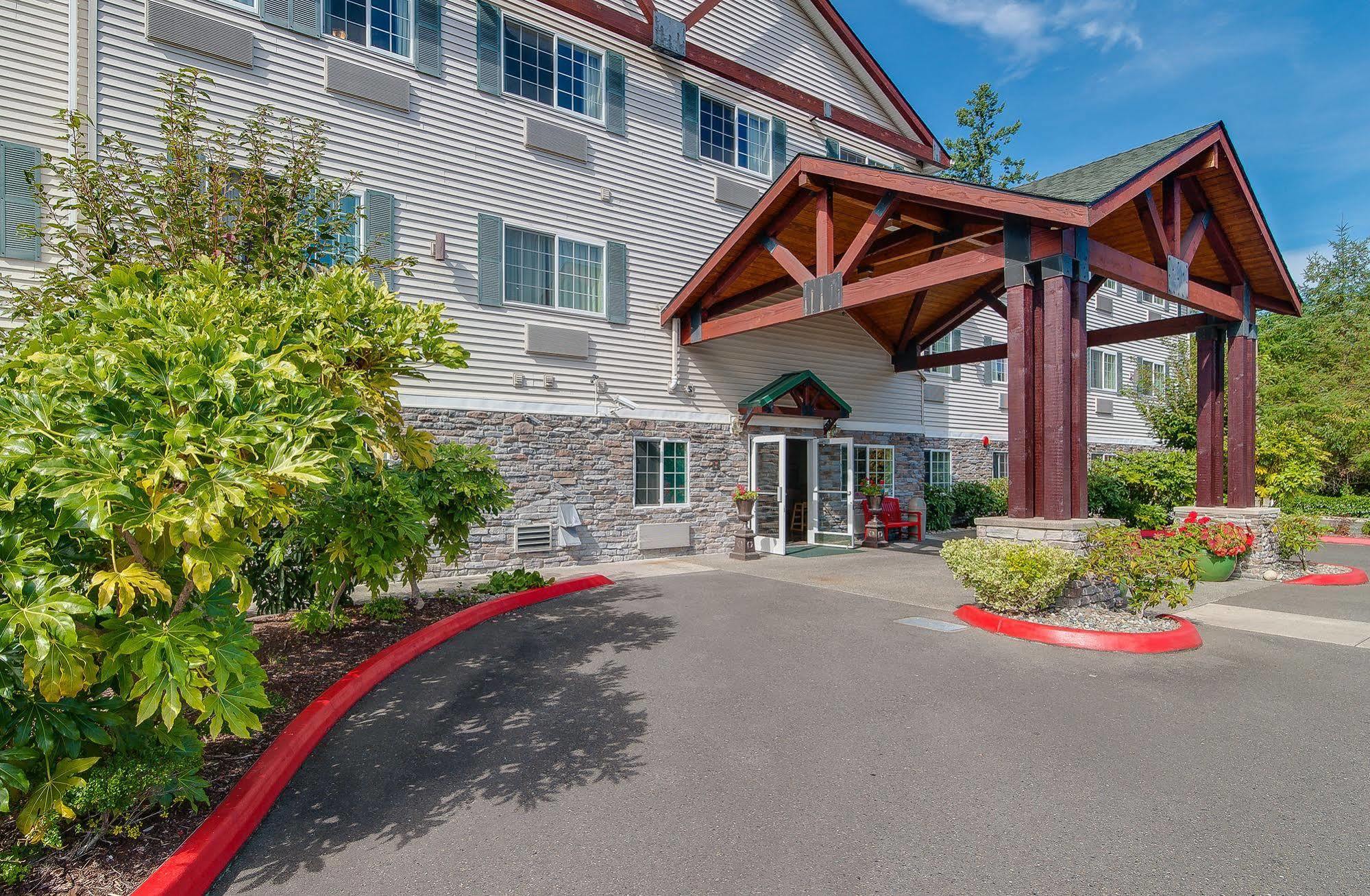 Fairbridge Inn & Suites Dupont Exterior photo