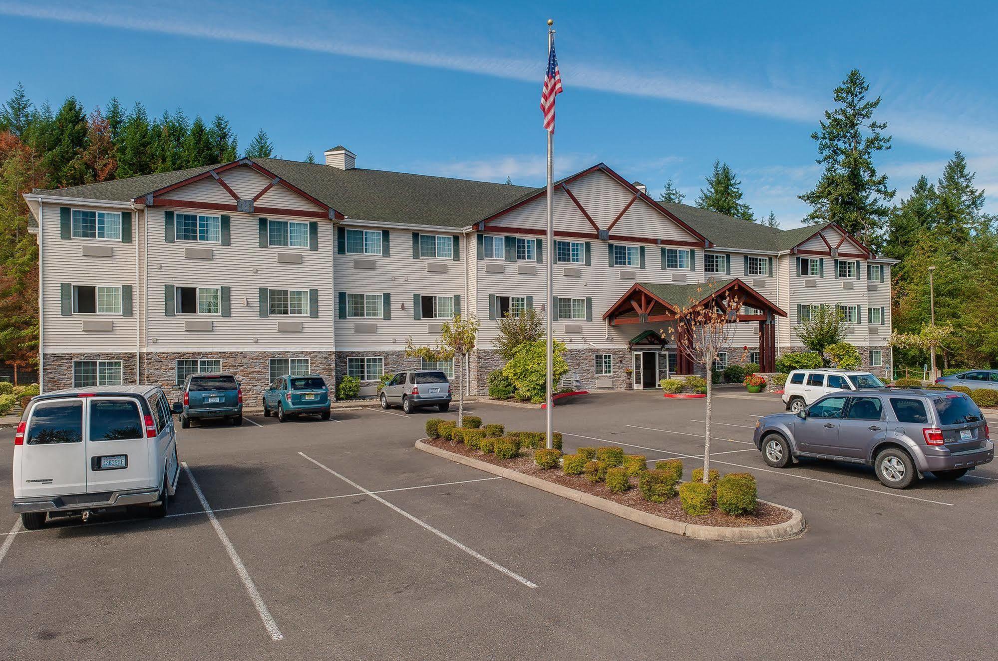 Fairbridge Inn & Suites Dupont Exterior photo